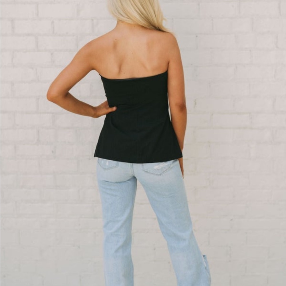 Strapless button up top - Picture 3 of 3